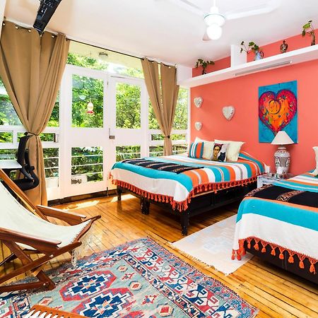 Casa ITZAE B&B- Lincoln Park Kota Meksiko Bagian luar foto